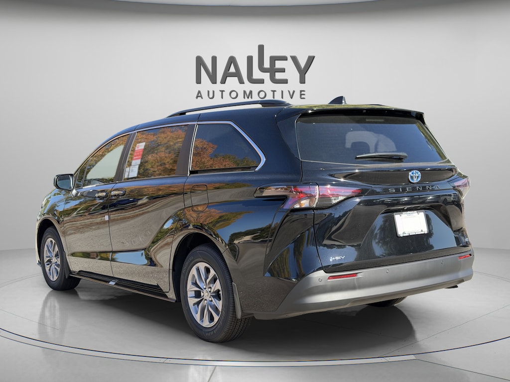Certified 2025 Toyota Sienna XLE Van Passenger Van