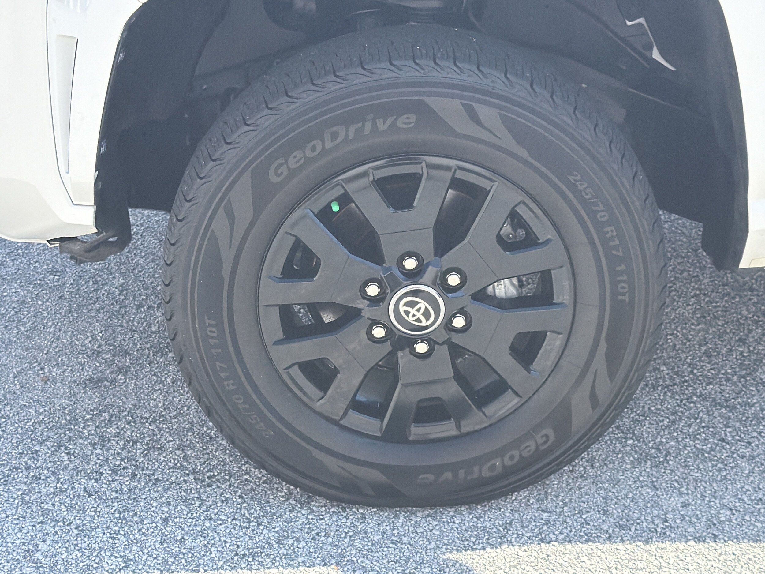 2024 Toyota Tacoma SR5 - Photo 36