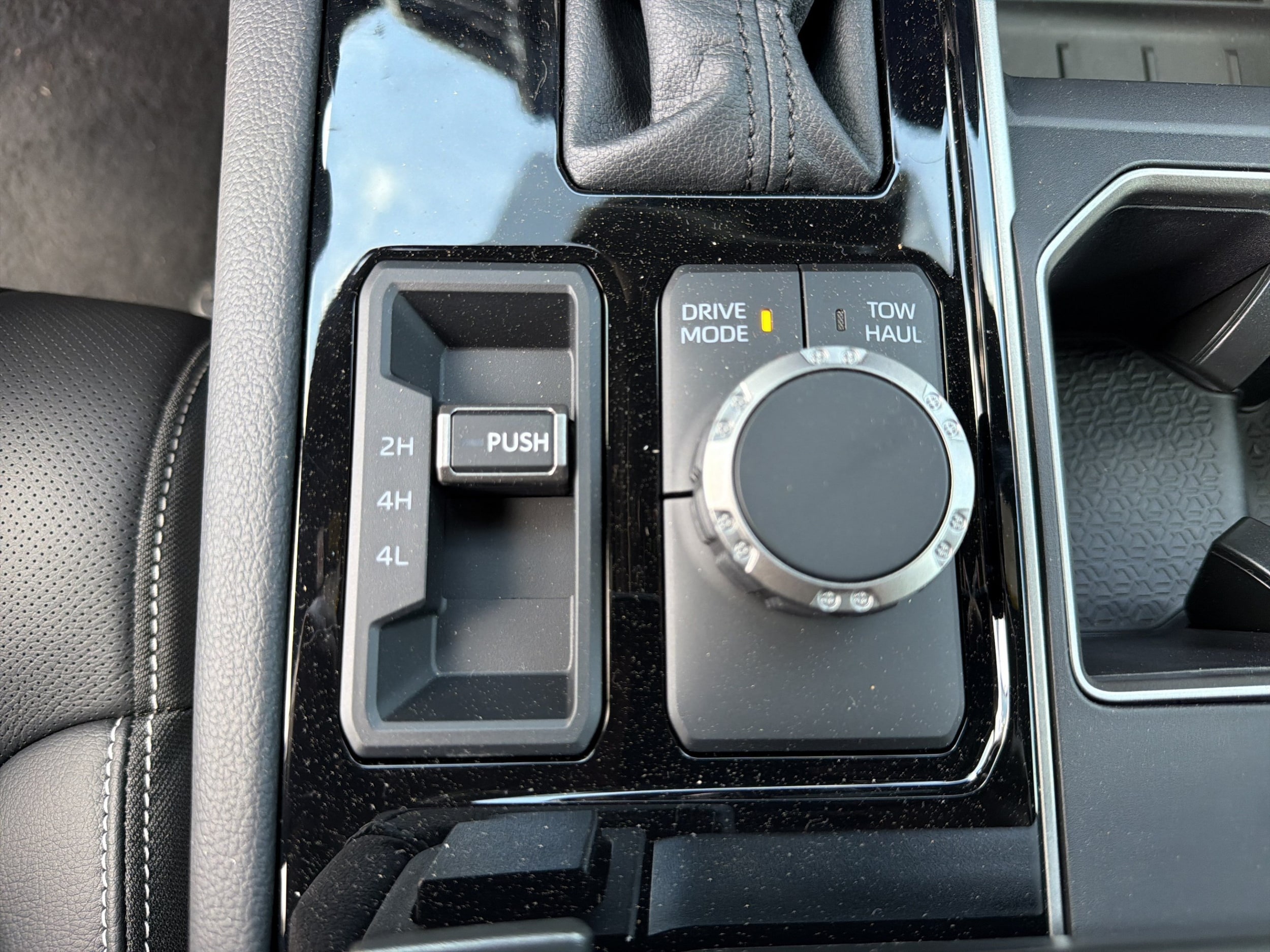 2026 Toyota Tundra Limited - Photo 17