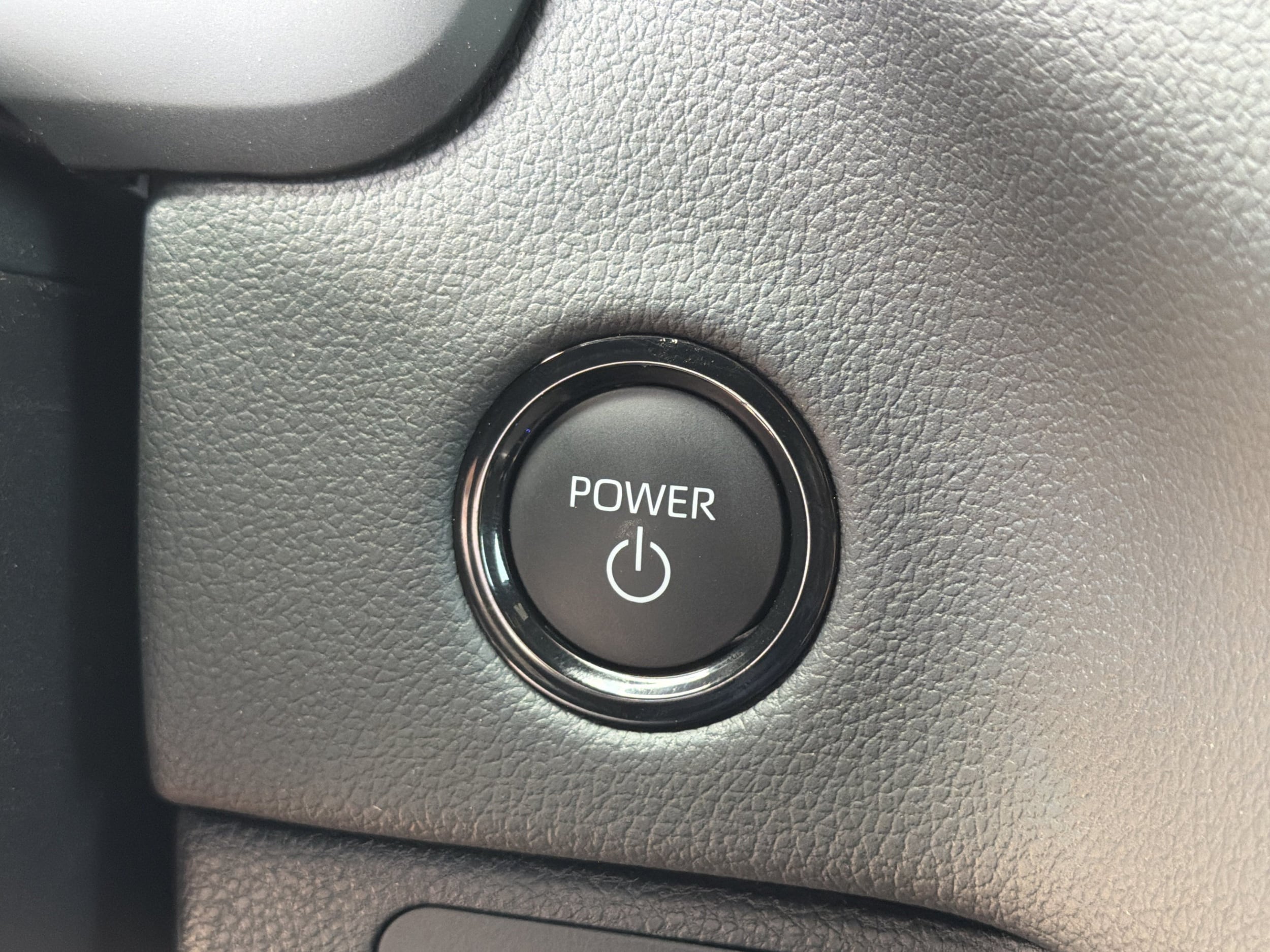 2026 Toyota Tundra Limited - Photo 11
