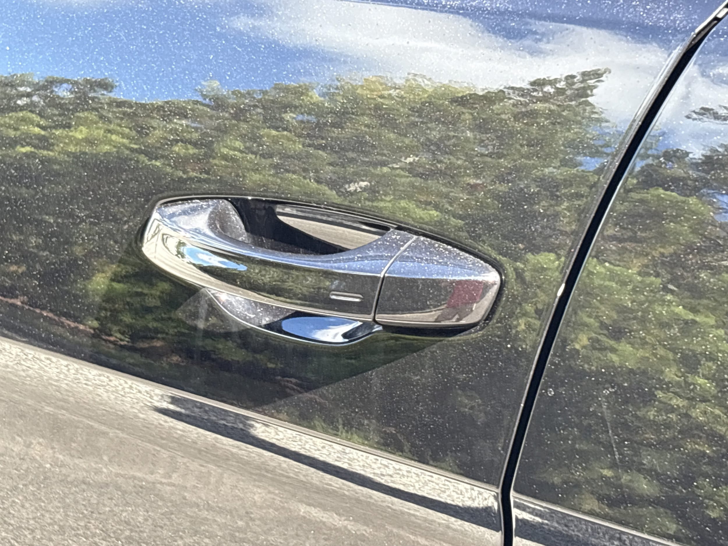2025 Volkswagen Atlas SEL Premium R-Line - Photo 30