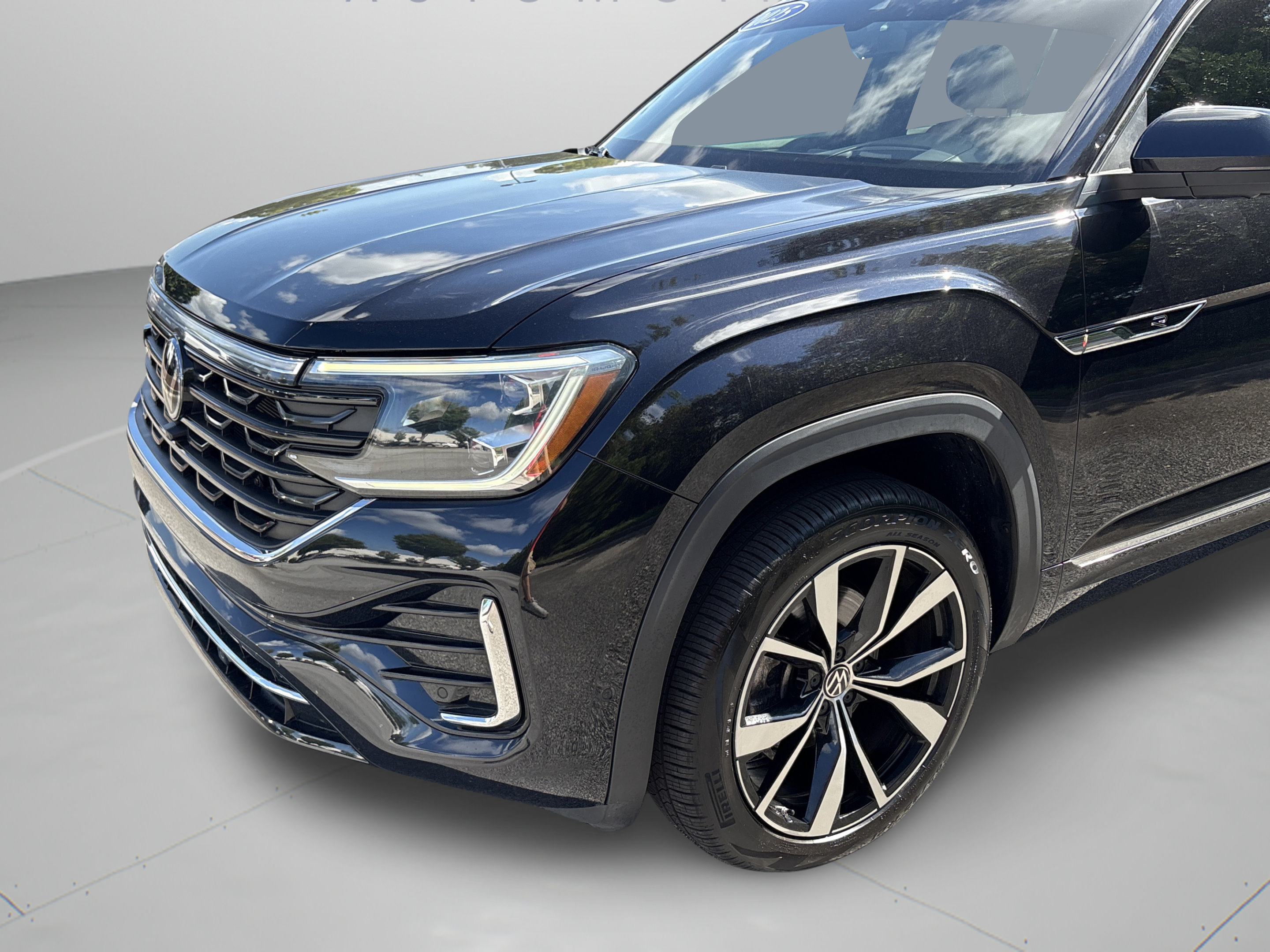 2025 Volkswagen Atlas SEL Premium R-Line - Photo 25