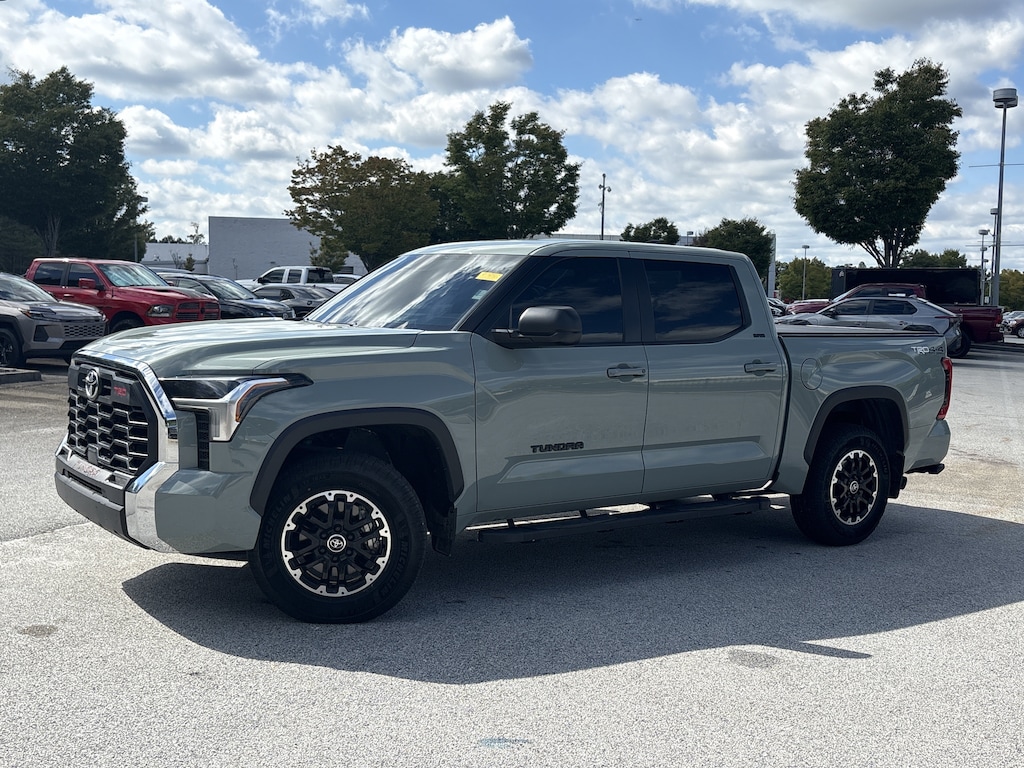 Used 2024 Toyota Tundra 4WD SR5 SR5 CrewMax 5.5 Bed