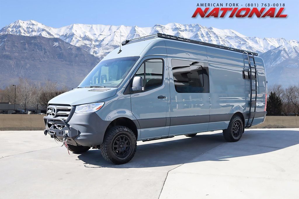 2022 Mercedes-Benz Sprinter Cargo Van Base