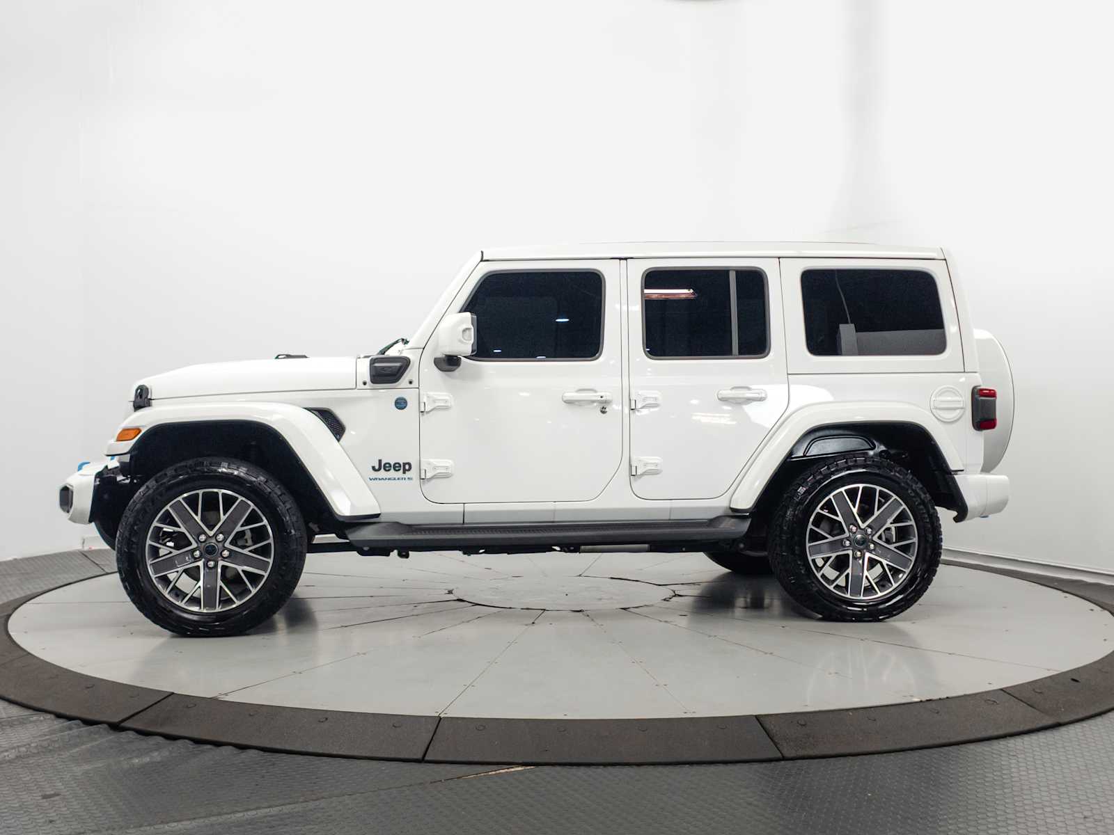 Used 2024 Jeep Wrangler 4xe High Altitude 4x4