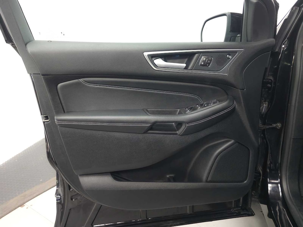 Used 2024 Ford Edge Titanium AWD