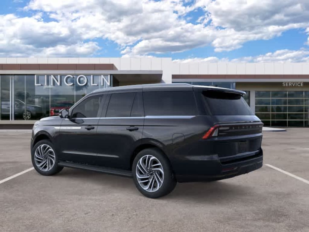 New 2026 Lincoln Navigator Premiere 4x4
