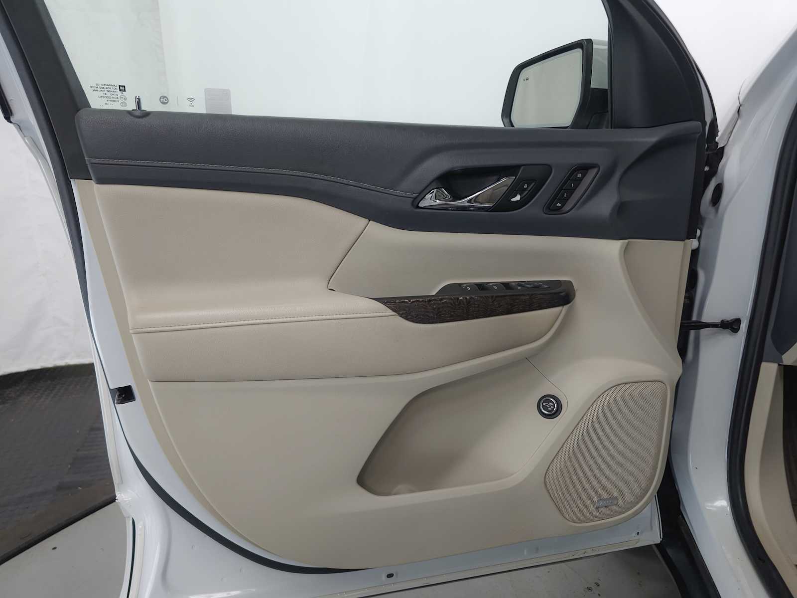 2022 GMC Acadia Denali - Photo 3