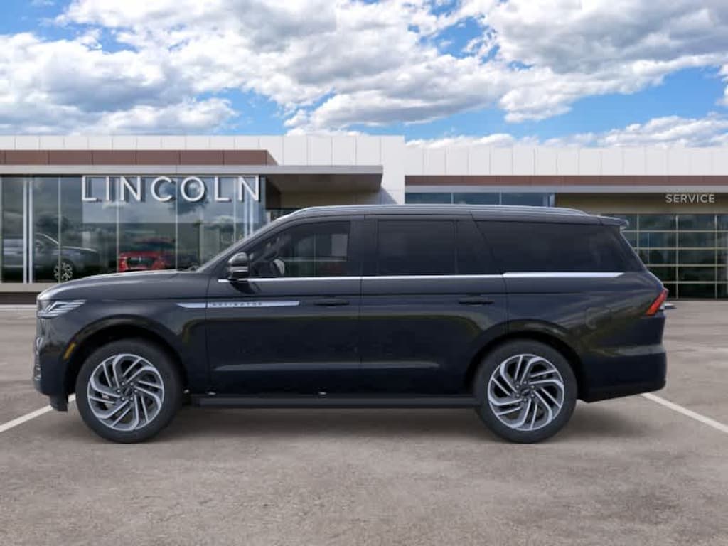 New 2026 Lincoln Navigator Premiere 4x4