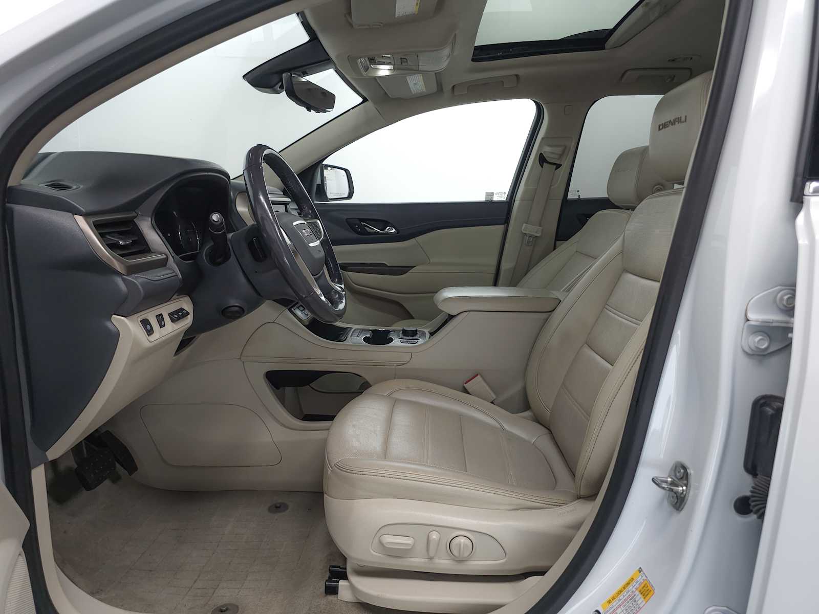 2022 GMC Acadia Denali - Photo 5
