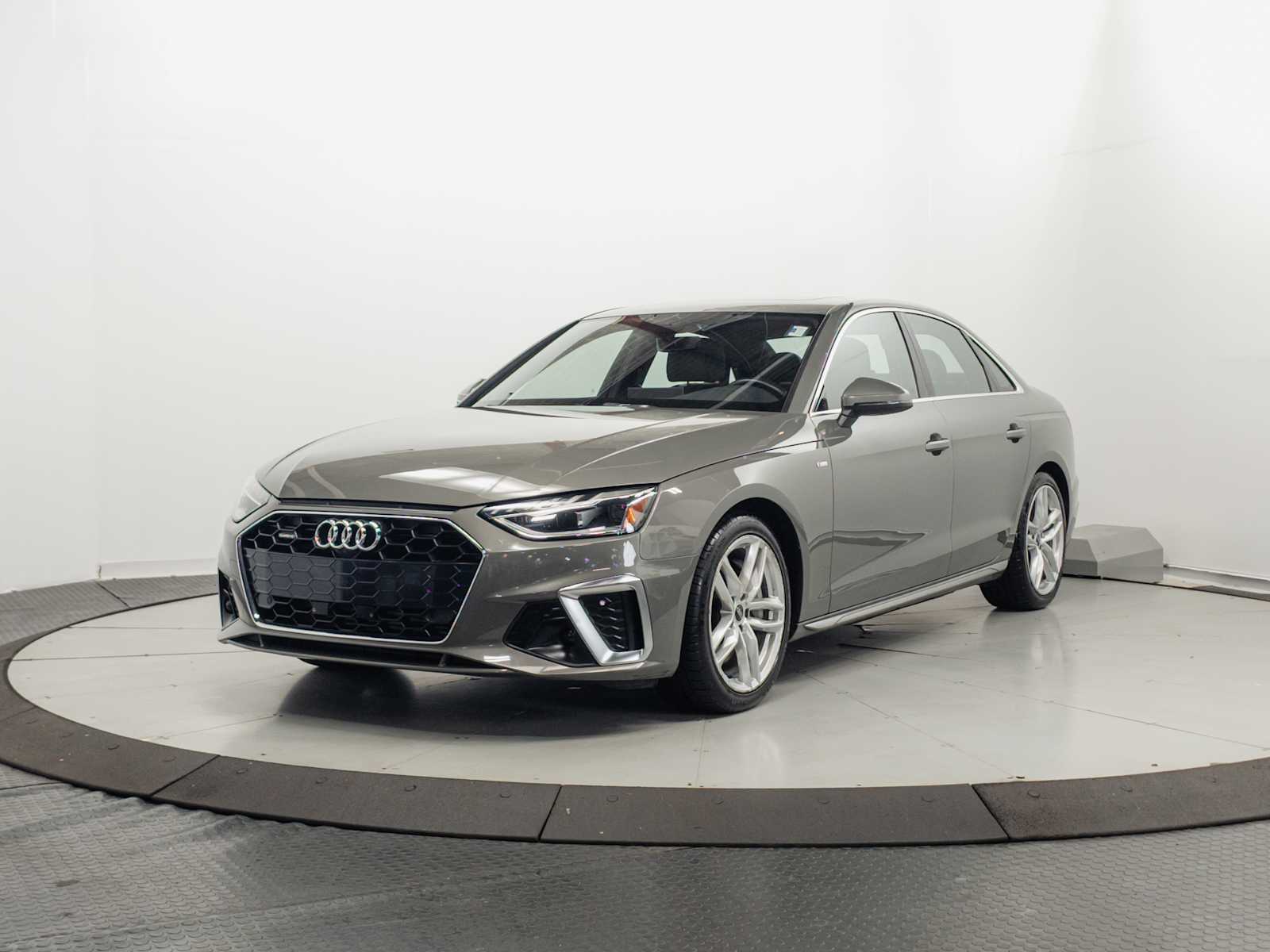  Audi A4 Sedan