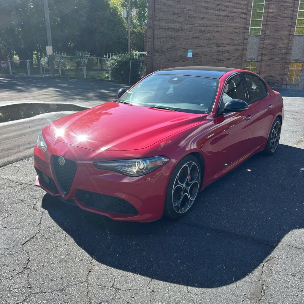 Used 2022 Alfa Romeo Giulia Veloce Sedan