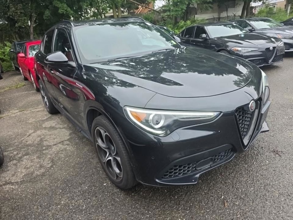 Used 2023 Alfa Romeo Stelvio Veloce SUV
