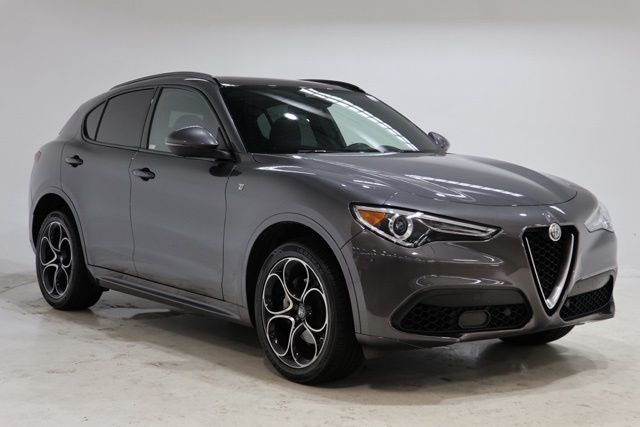 2023 Alfa Romeo Stelvio Ti SUV