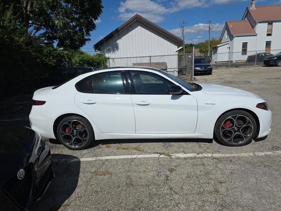 Used 2024 Alfa Romeo Giulia Ti Sedan