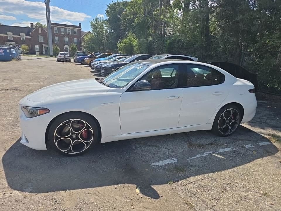Used 2024 Alfa Romeo Giulia Ti Sedan