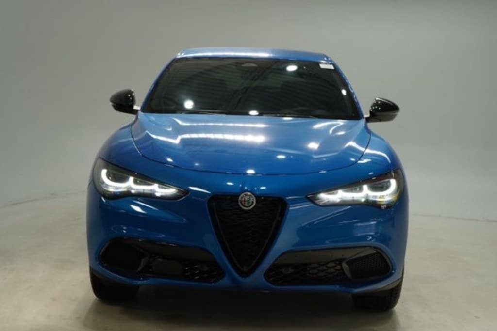 New 2025 Alfa Romeo Stelvio AWD Sport Utility