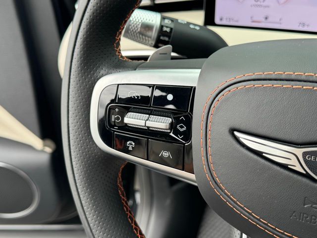 2026 GENESIS GV70 Sport Prestige - Photo 15