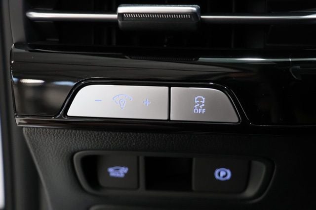 2026 GENESIS G80 Advanced - Photo 18