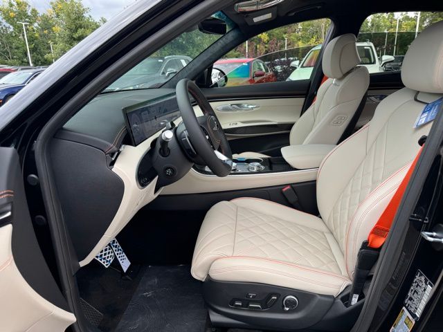 2026 GENESIS GV70 Sport Prestige - Photo 12