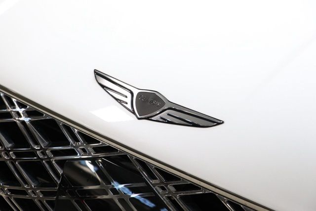 2026 GENESIS G80 Advanced - Photo 9