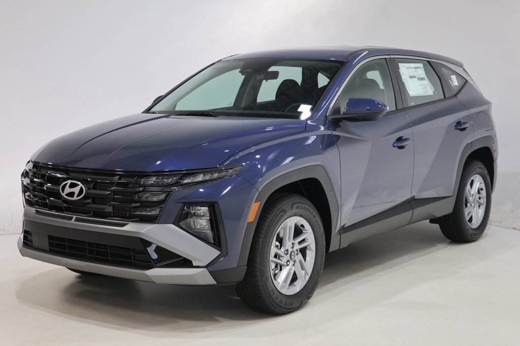 New 2026 Hyundai Tucson SE AWD SUV