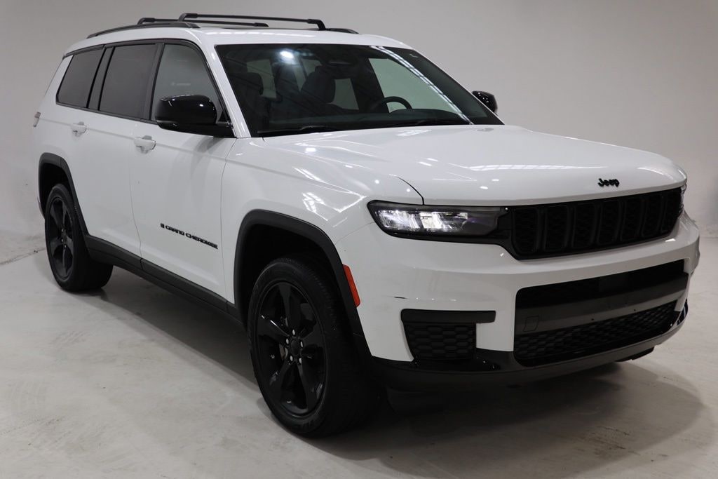 Used 2023 Jeep Grand Cherokee L Altitude SUV