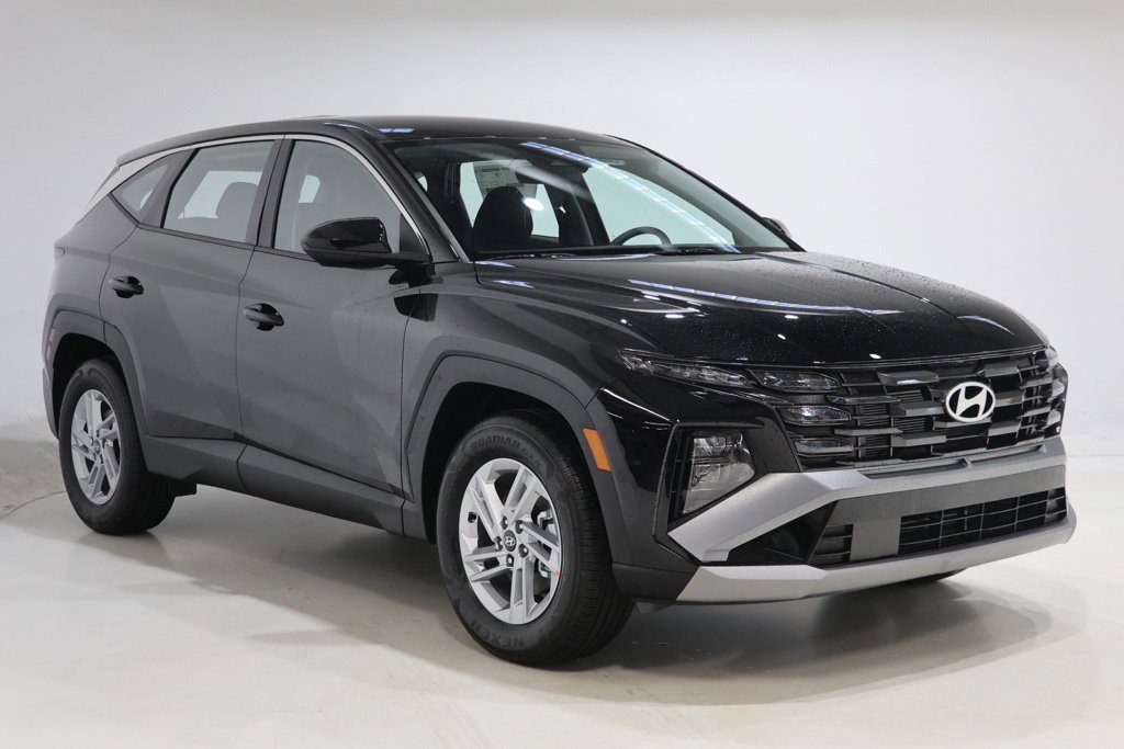 New 2026 Hyundai Tucson SE FWD SUV