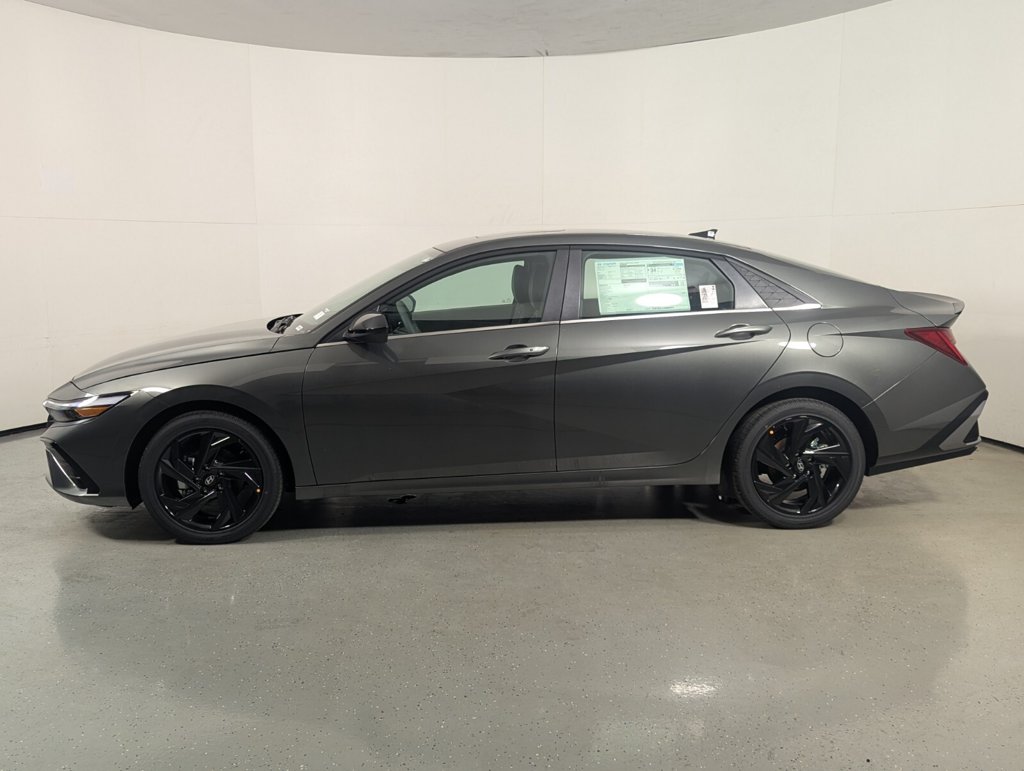 New 2026 Hyundai Elantra SEL Sport Sedan