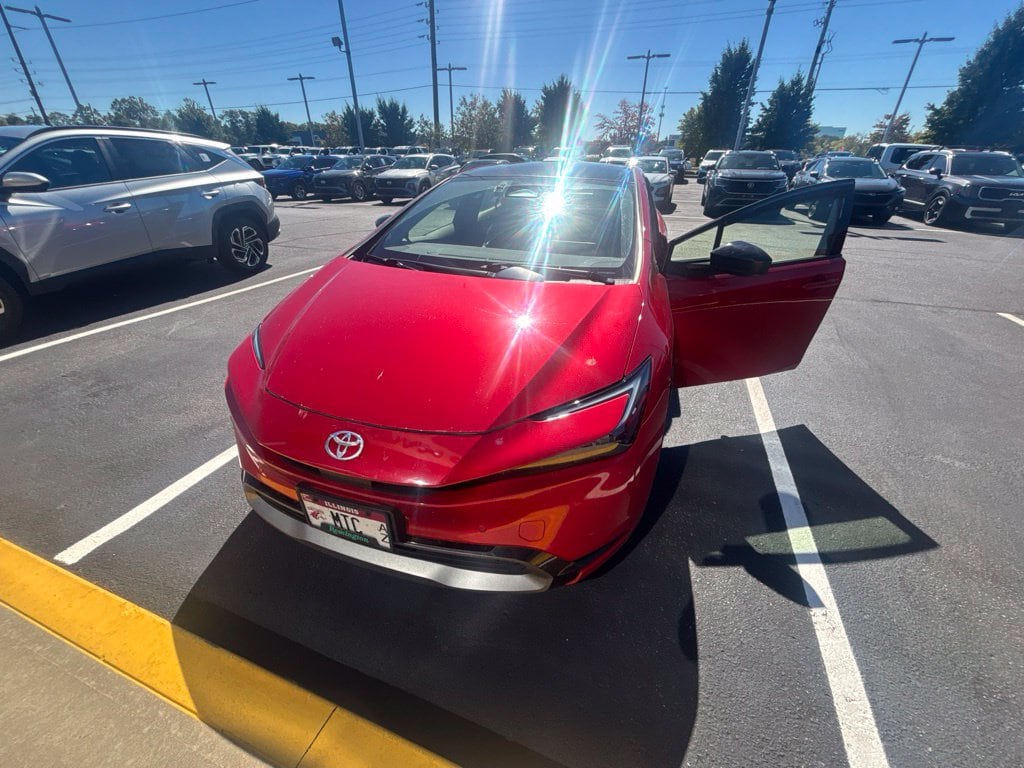 Used 2023 Toyota Prius XLE Hatchback