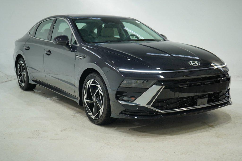 New 2026 Hyundai Sonata SEL Sport Sedan