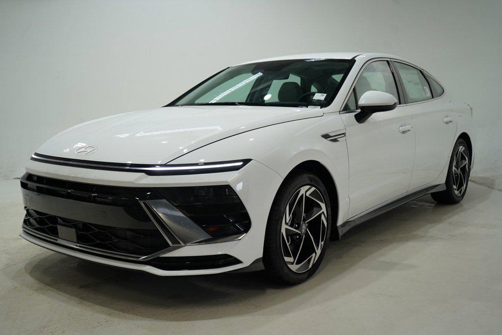 New 2026 Hyundai Sonata SEL Sport Sedan
