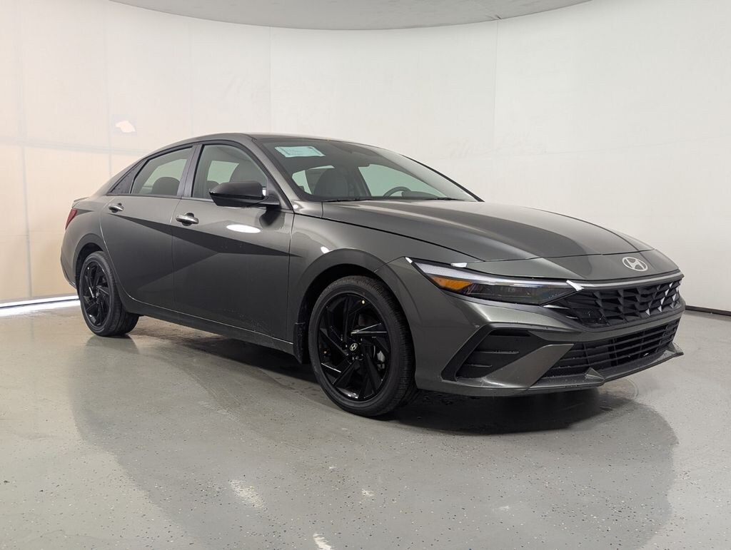New 2026 Hyundai Elantra SEL Sport Sedan