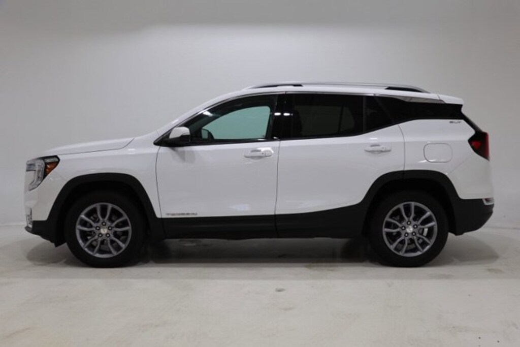 Used 2023 GMC Terrain SLT SUV