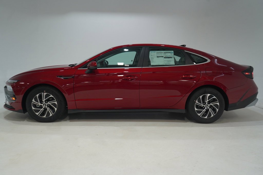 New 2026 Hyundai Sonata Hybrid Blue Sedan