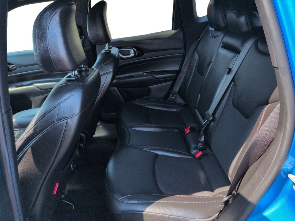 2025 Jeep Compass Trailhawk - Photo 24