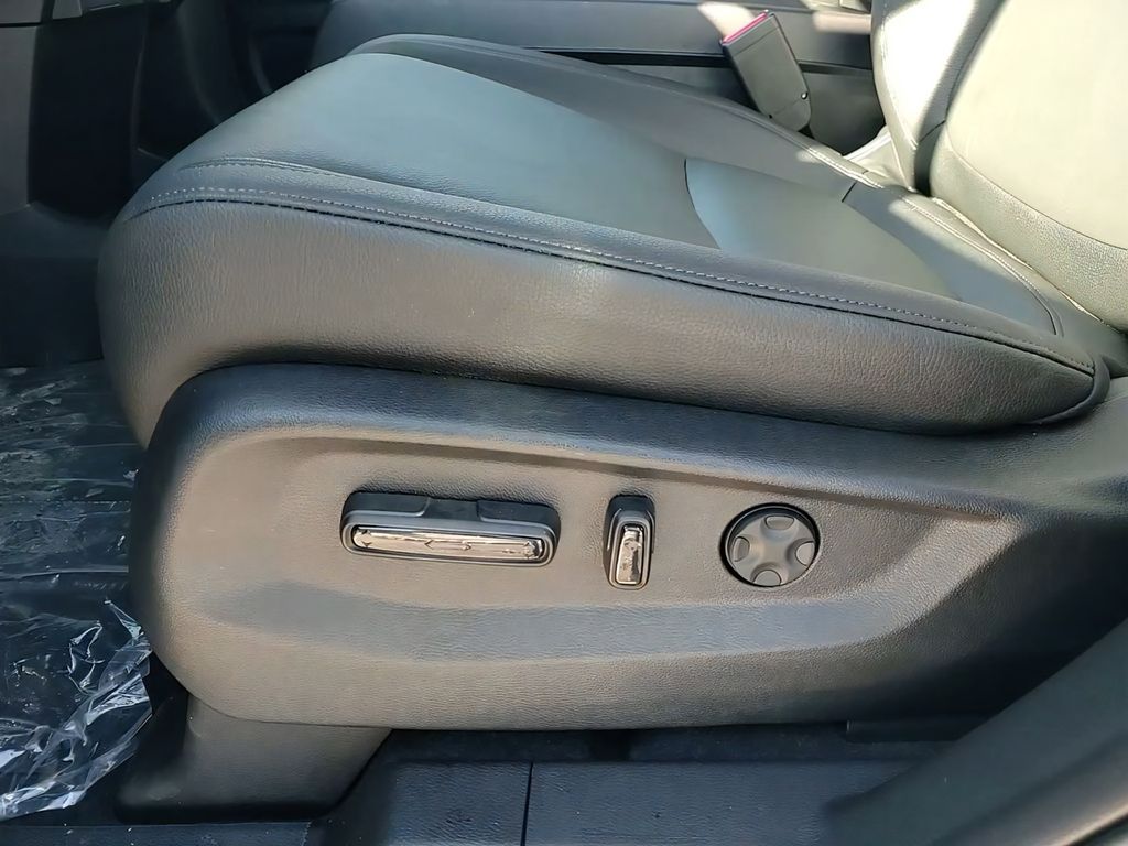 2026 Honda Odyssey EX-L - Photo 17