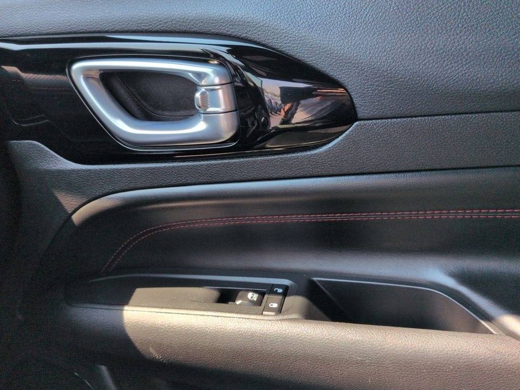 2025 Jeep Compass Trailhawk - Photo 23