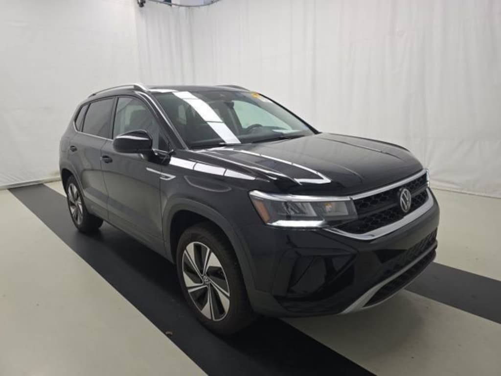 Used 2024 Volkswagen Taos 1.5T SE SUV