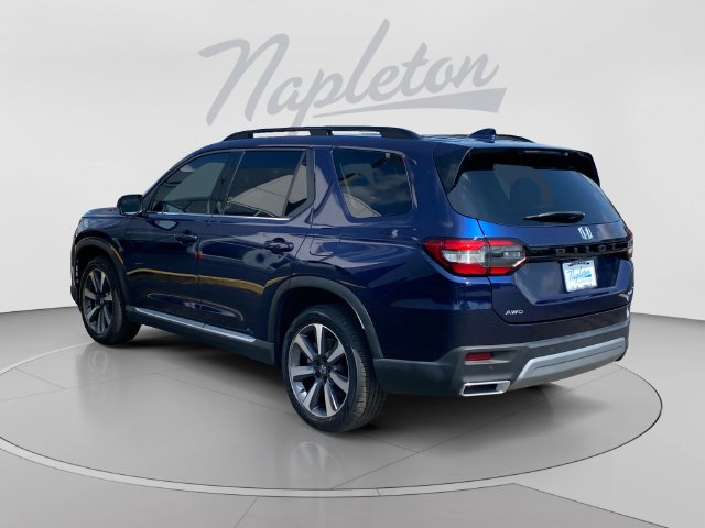 Used 2024 Honda Pilot Elite SUV