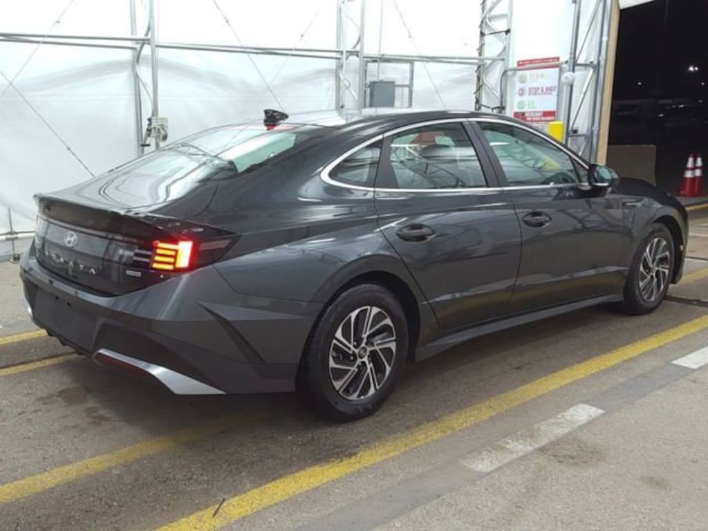 Used 2026 Hyundai Sonata Hybrid Blue Sedan