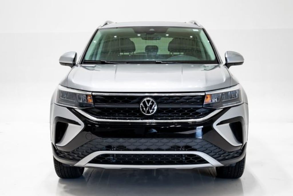Used 2023 Volkswagen Taos 1.5T SE SUV