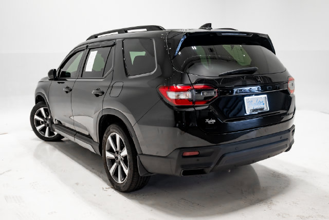 Used 2025 Honda Pilot Black Edition SUV