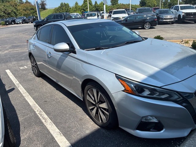 Used 2020 Nissan Altima 2.5 SL Sedan