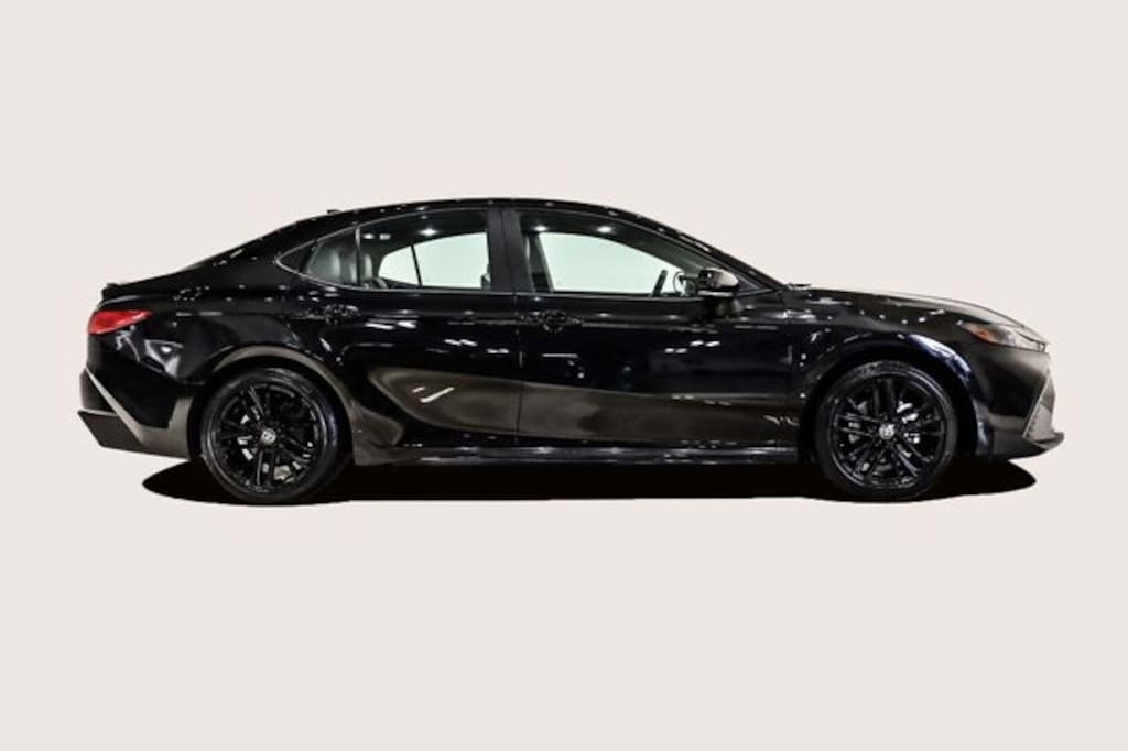 Used 2025 Toyota Camry SE Sedan
