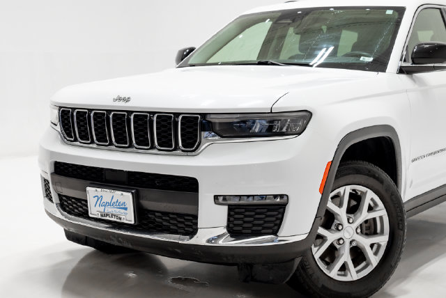 Used 2023 Jeep Grand Cherokee Limited SUV