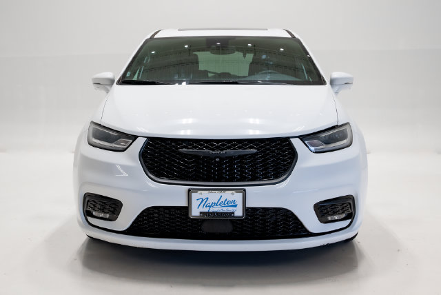 Used 2022 Chrysler Pacifica Hybrid Limited Minivan/Van