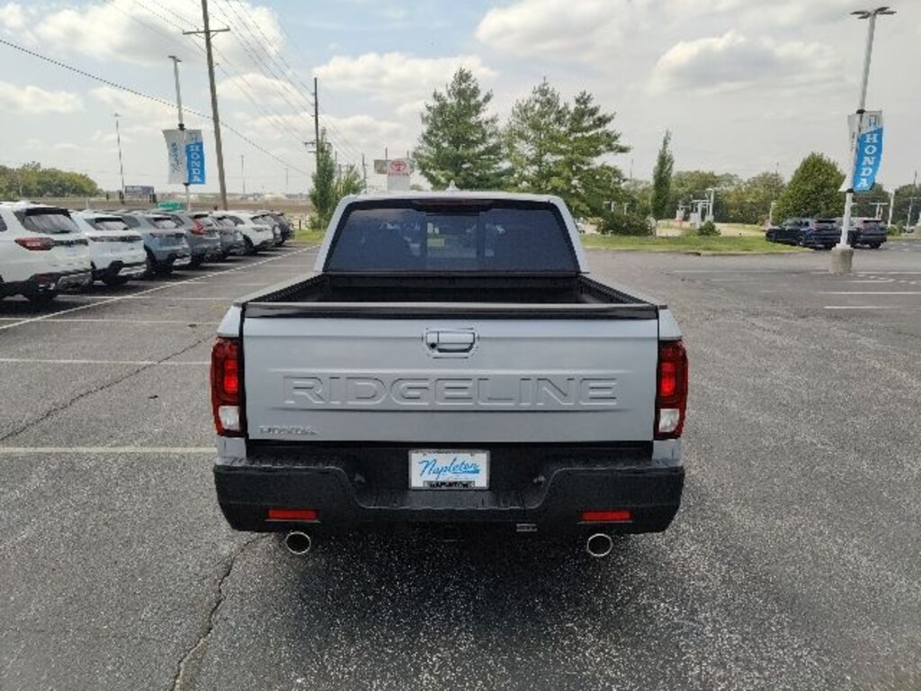 New 2026 Honda Ridgeline RTL Truck Crew Cab