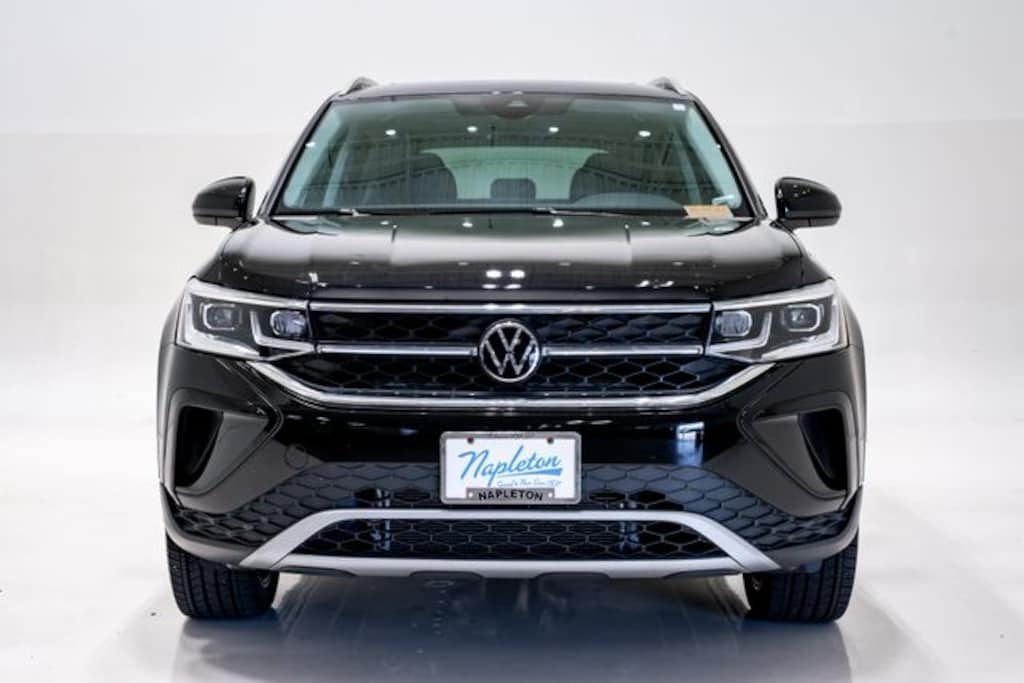 Used 2024 Volkswagen Taos 1.5T SEL SUV