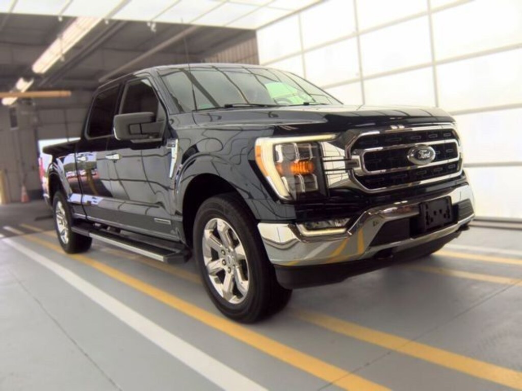 Used 2023 Ford F-150 XLT Truck SuperCrew Cab